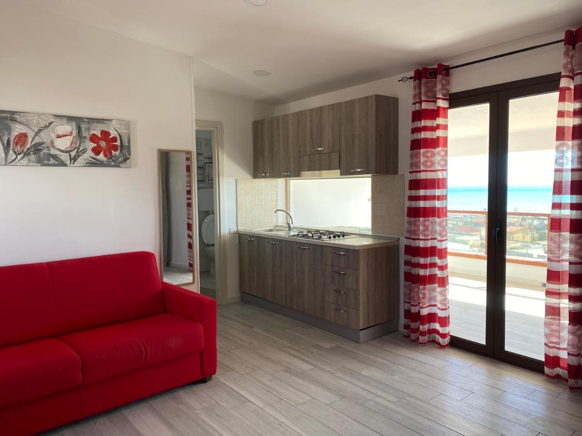 Nora'S Flats Apartment Triscina Екстериор снимка